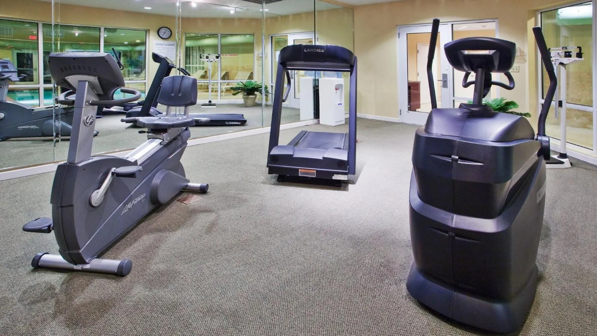 Holiday Inn Express Savannah Airport By Ihg 3*,  United States